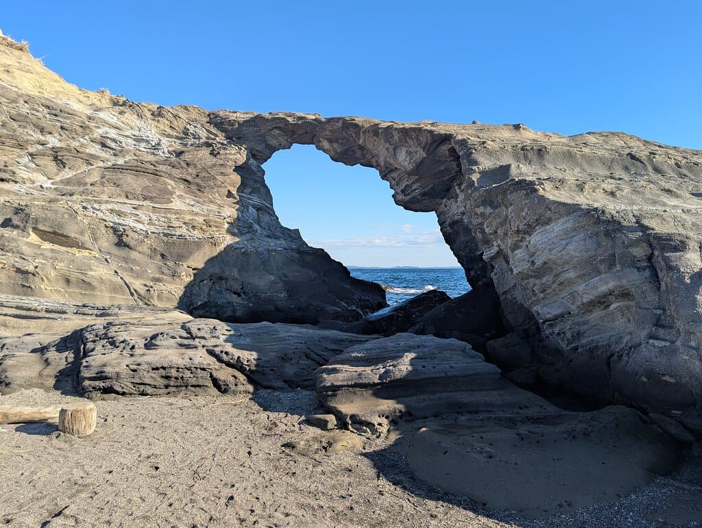 馬の背洞門 / Umanose tunnel