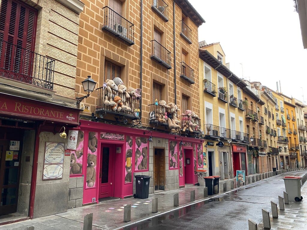 Calle de la Cava Baja