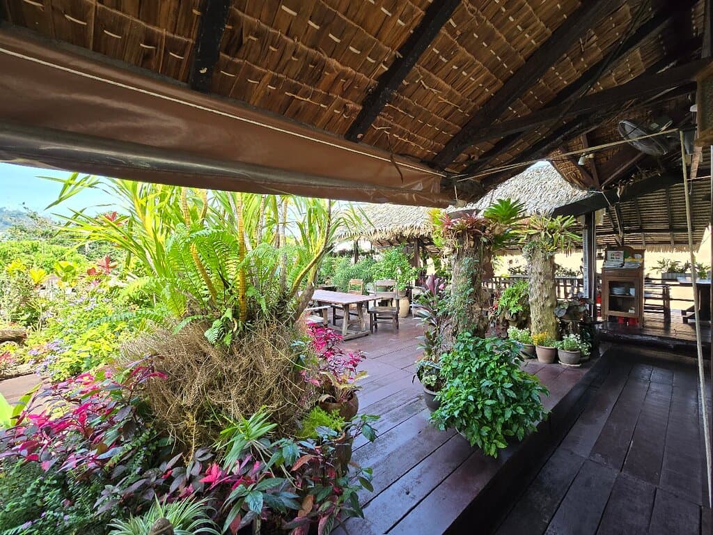 ครัวธรรมชาติ Natural Restaurant Phuket 自然餐厅