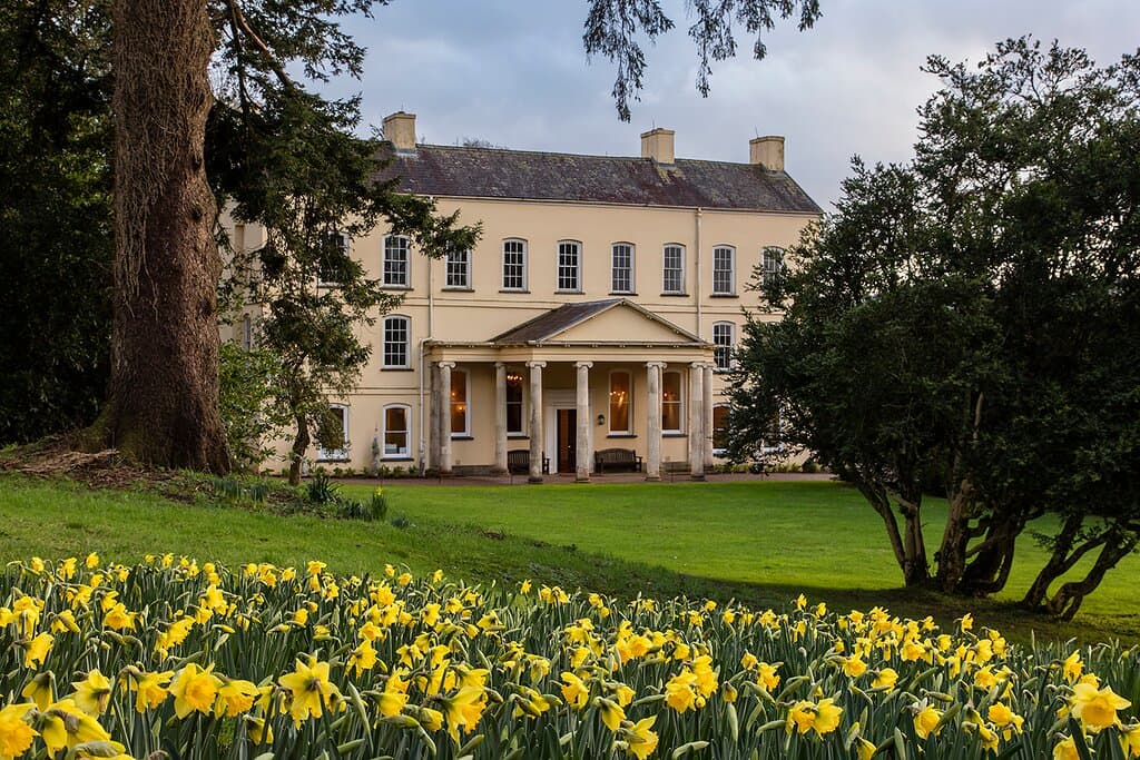 Aberglasney Gardens