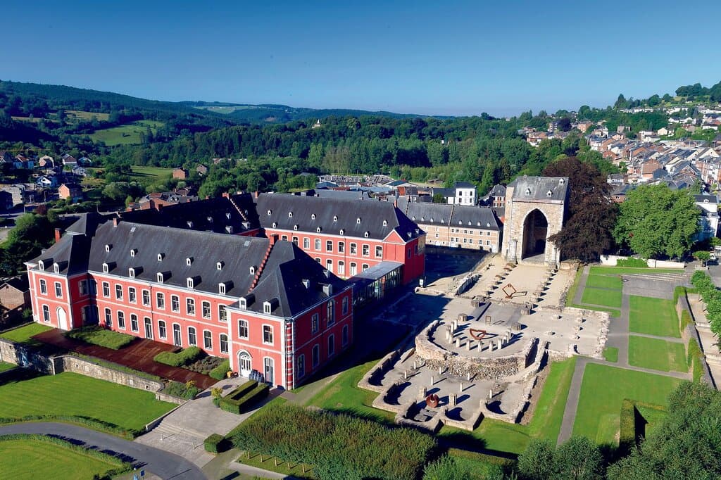 L'abbaye de Stavelot vue de l'est