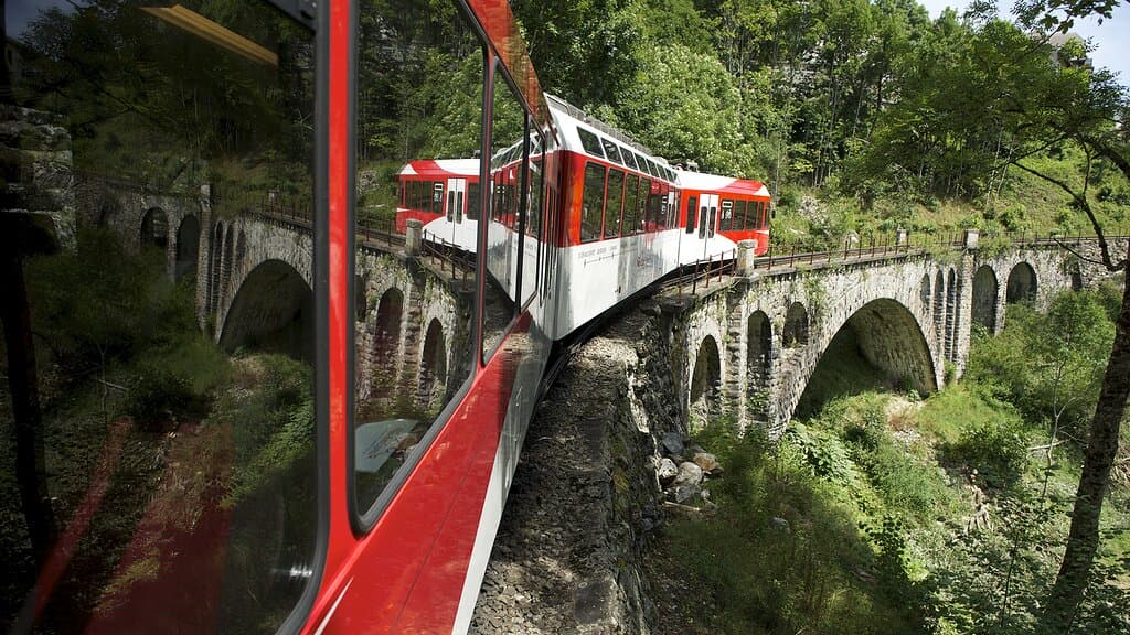 Offrez-vous une parenthèse estivale inoubliable et vivez le train en grandeur nature !