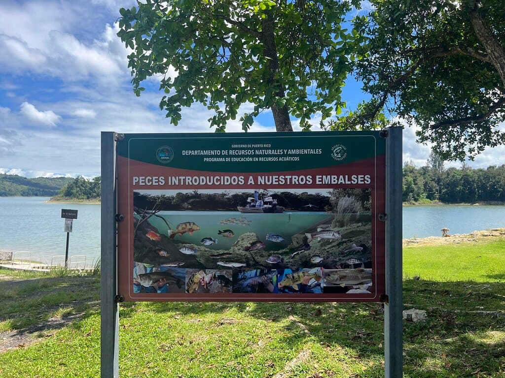 Sign at the Welcome Center for one of the many park access areas to the lake. Has bathrooms and picnic areas