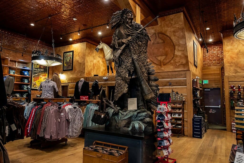 Western Fashion in Oregon