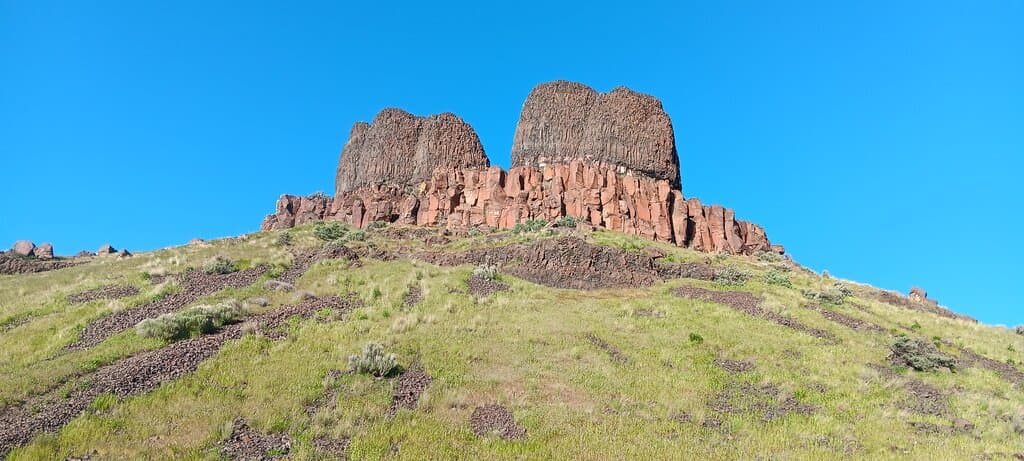 Twin Sisters Wallula