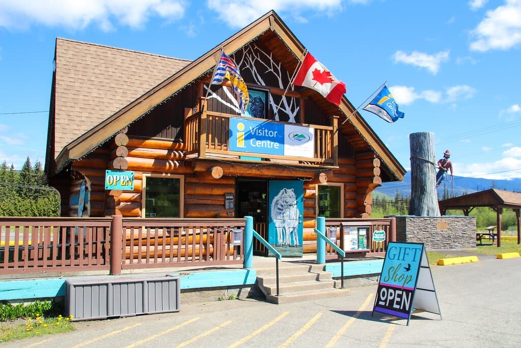 Front of our visitor centre; featuring artwork by Leah Pipe. 