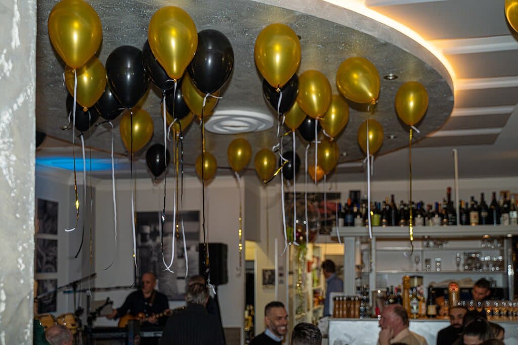 Feiern Sie Ihren Geburtstag bei uns und lassen Sie sich mit unserer Auswahl an Weinen verwöhnen.