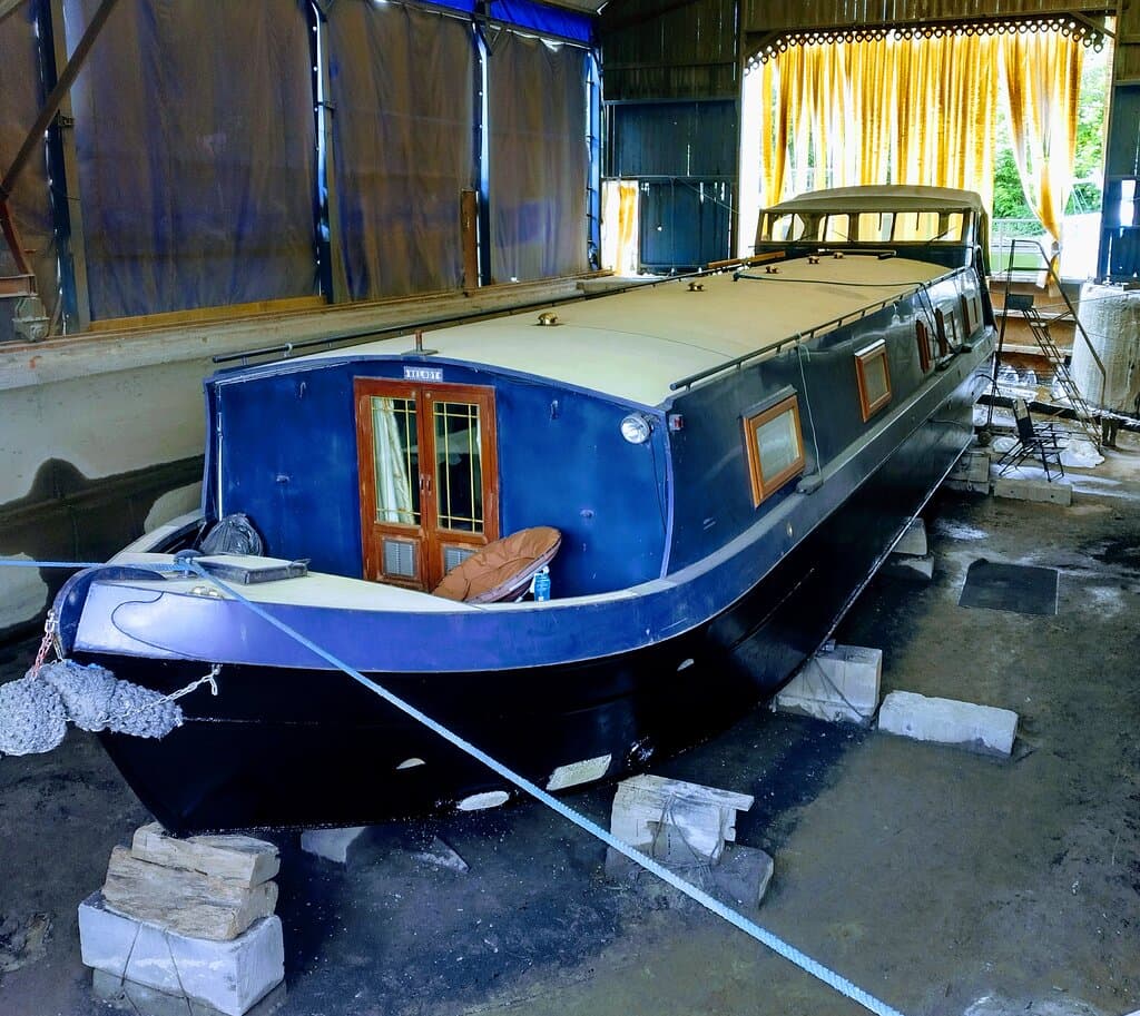 Thorne Lock and Canal Basin