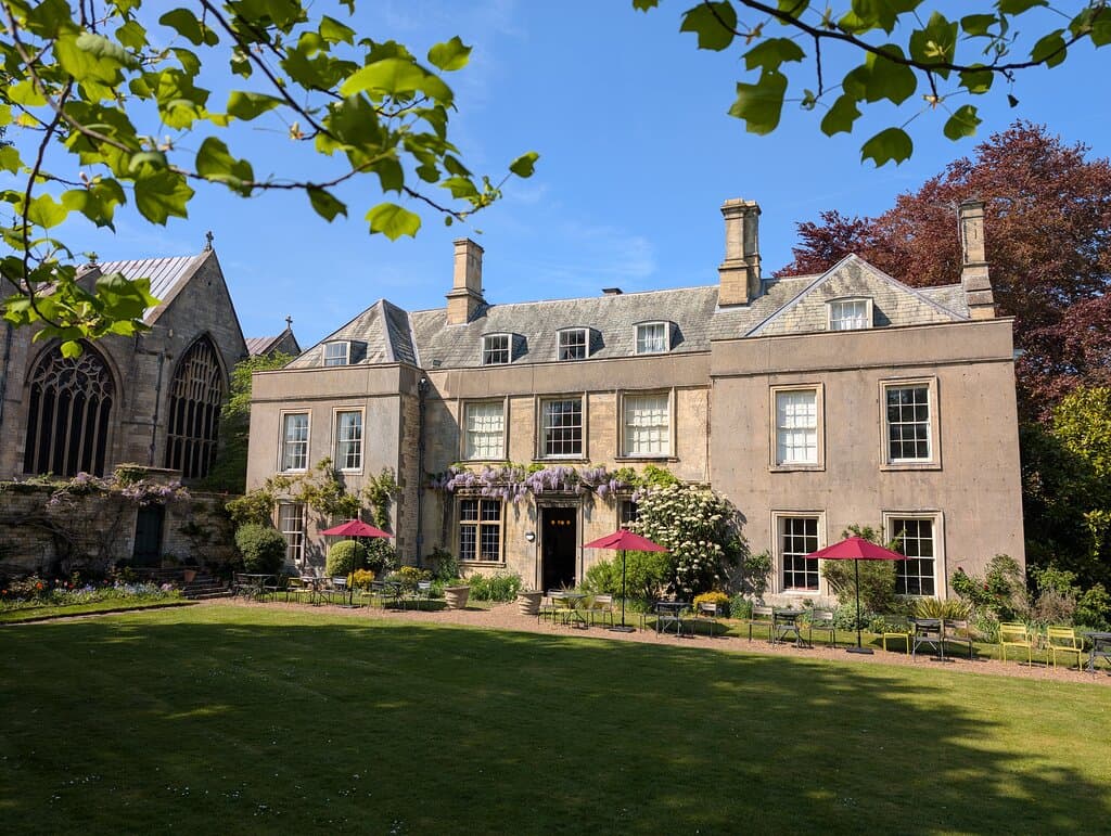 Grantham House.