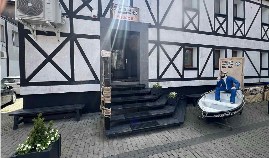 Entrance to the Ship Museum