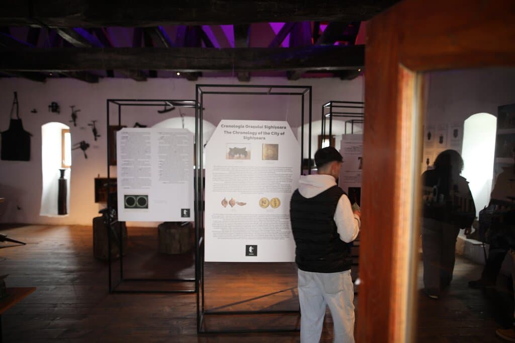 l'intérieur de cette tour