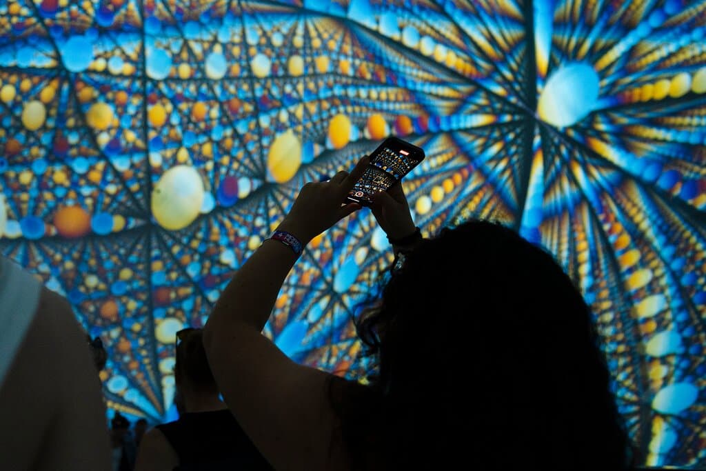 The largest immersive projection space in Europe