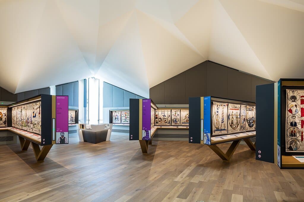 Beautiful gallery home to 160 stunning panels capturing Scotland's history, culture and heritage through powerful storytelling