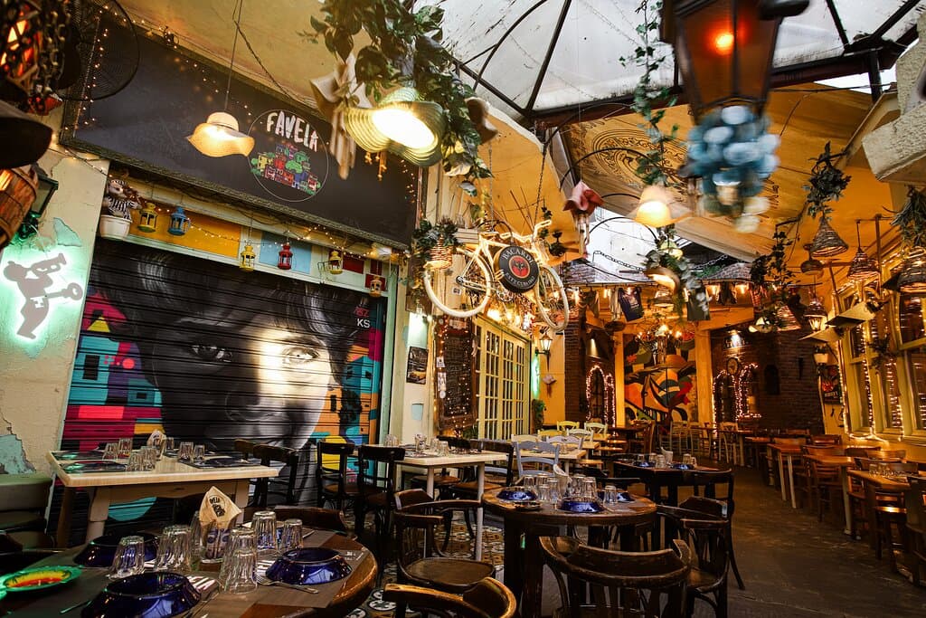 Εστιατόριο FAVELA Μπιτ Παζάρ Θεσσαλονίκη