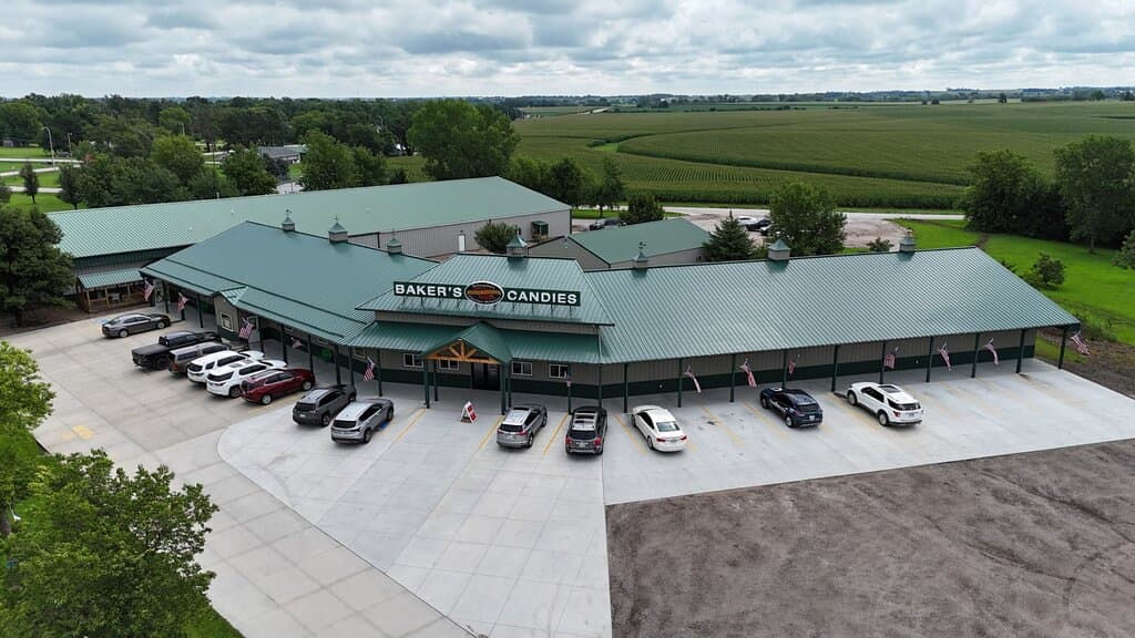The world's largest on-factory chocolate outlet store!!!