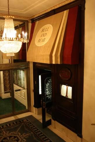 Bull + Bear Restaurant