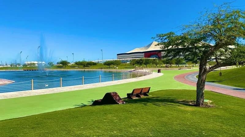 Surrounding Park and Lake