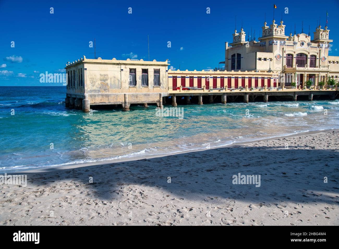 Charming Pier Views