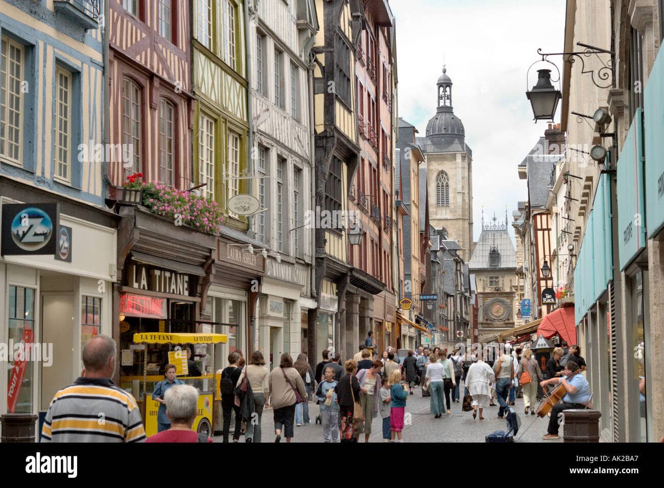 Local Boutiques and Eateries