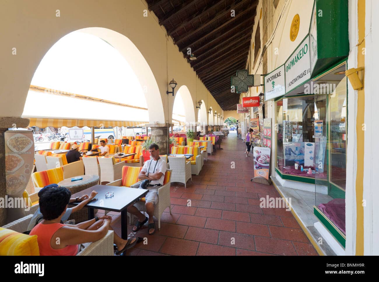 Cozy Cafes and Tavernas