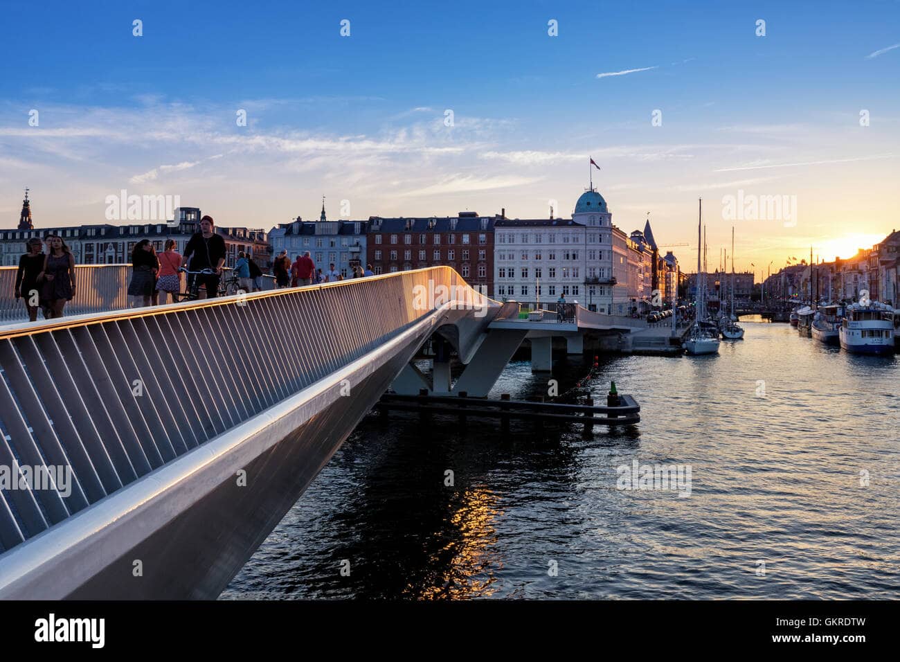 Nyhavn & Christianshavn Connection