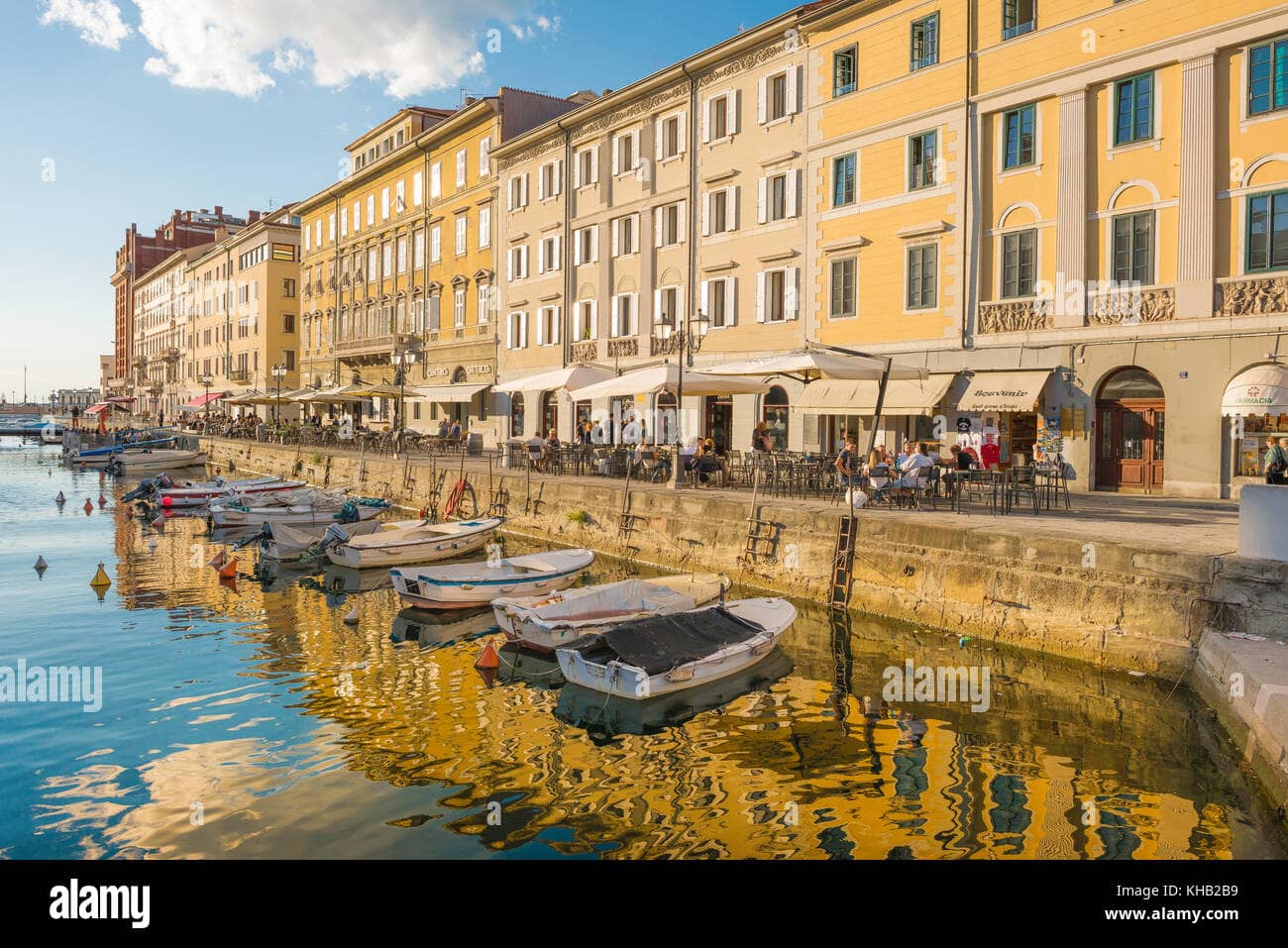 Canal Grande Cafes