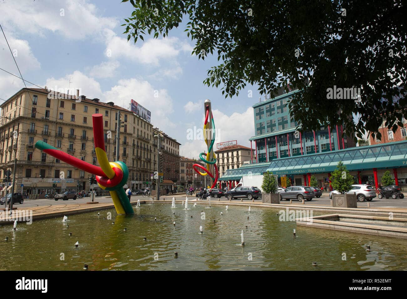 The Thread Knot Fountain