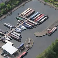 Narrowboat Rentals