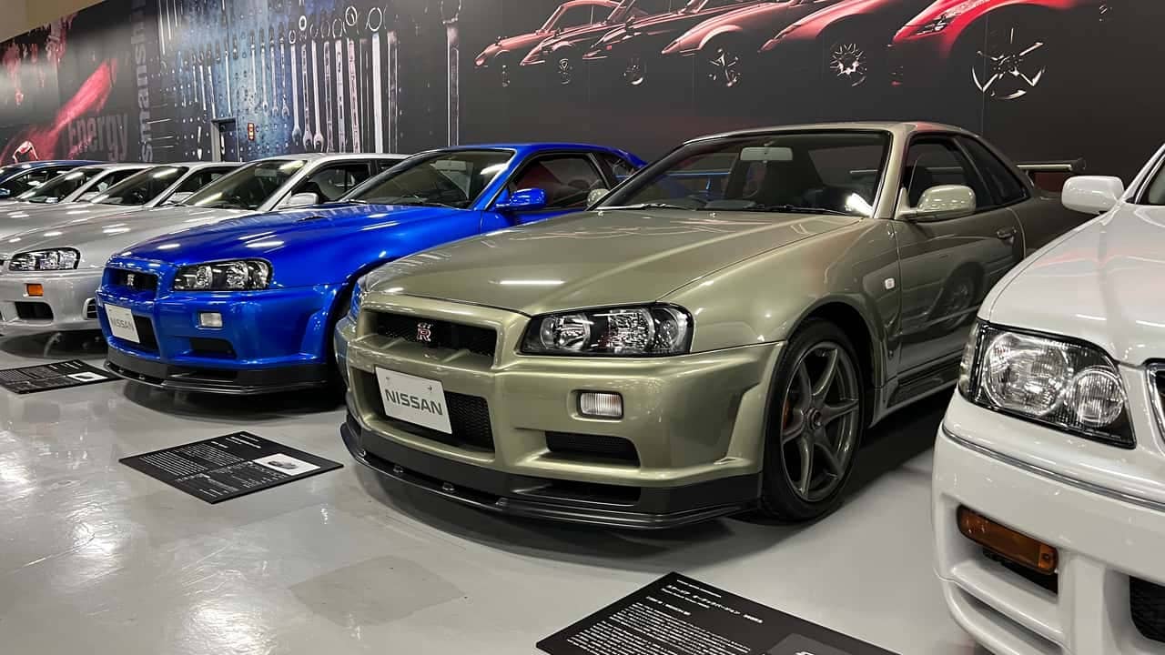 Iconic Skylines & GT-Rs
