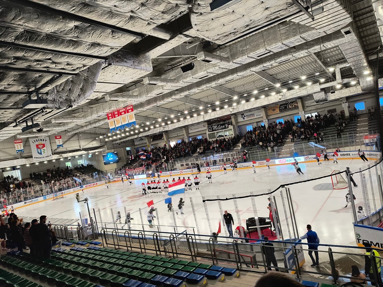 Arena Sanok (Ice and Sports) - Image 1