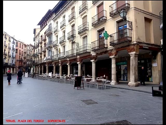 Plaza del Torico - Image 1