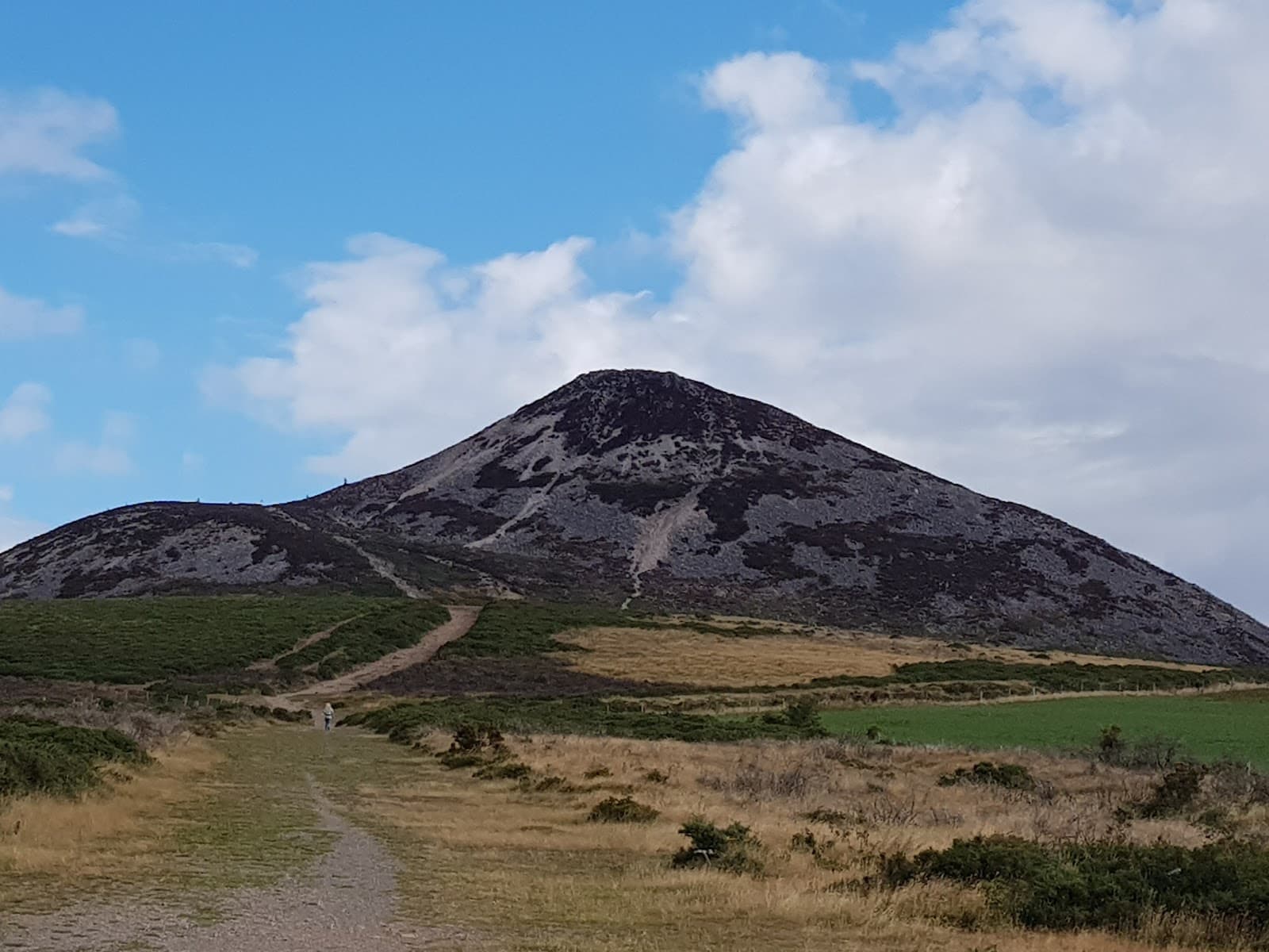 Great Sugar Loaf Mountain - Image 1
