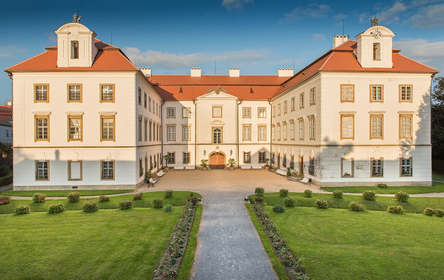 Vizovice Chateau - Image 1