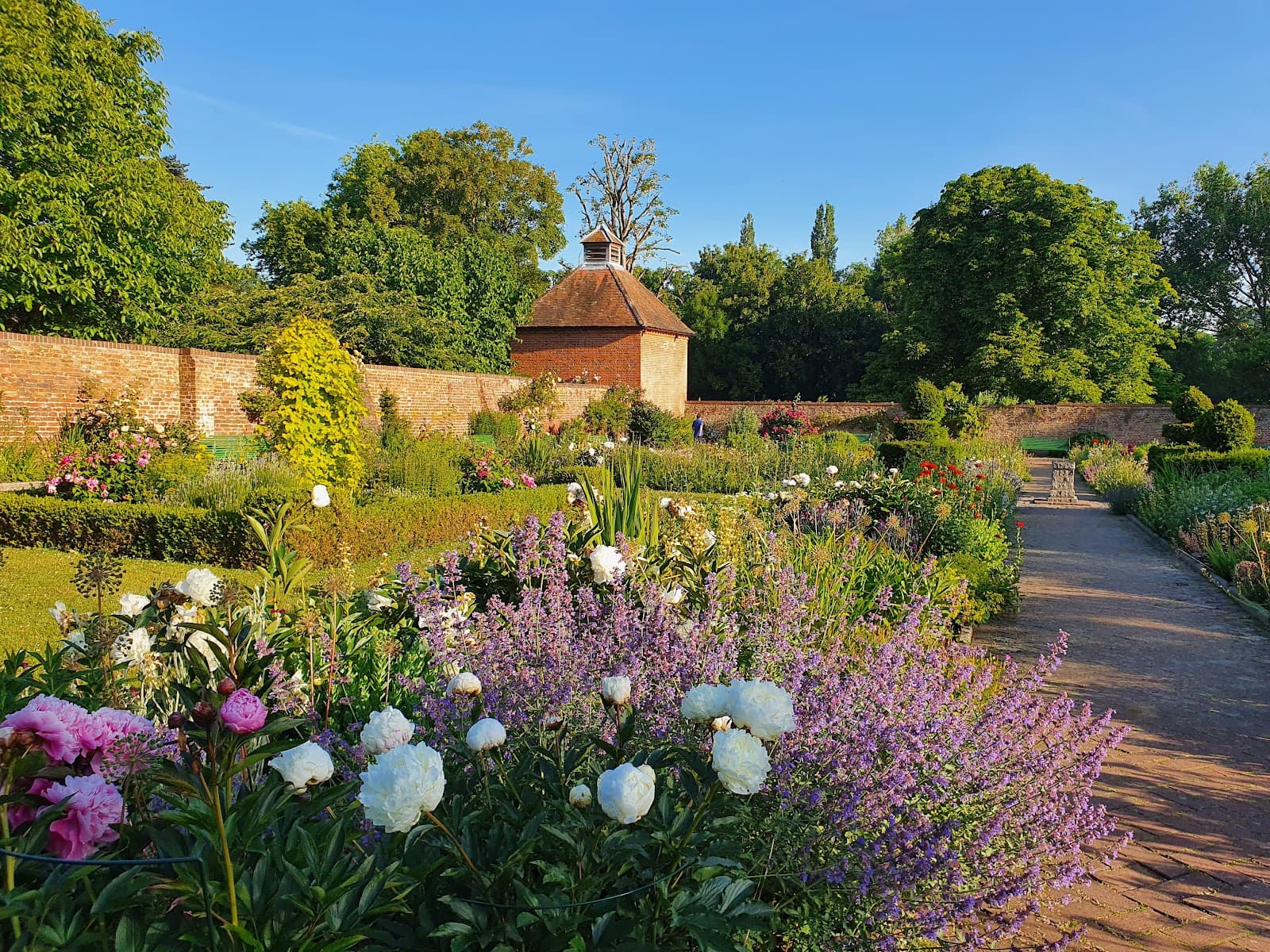 Eastcote House Gardens - Image 1