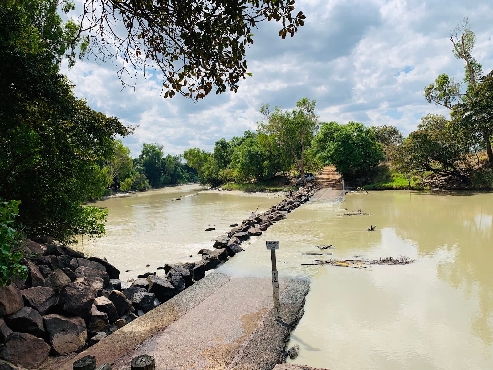 Cahills Crossing Viewpoint - Image 1