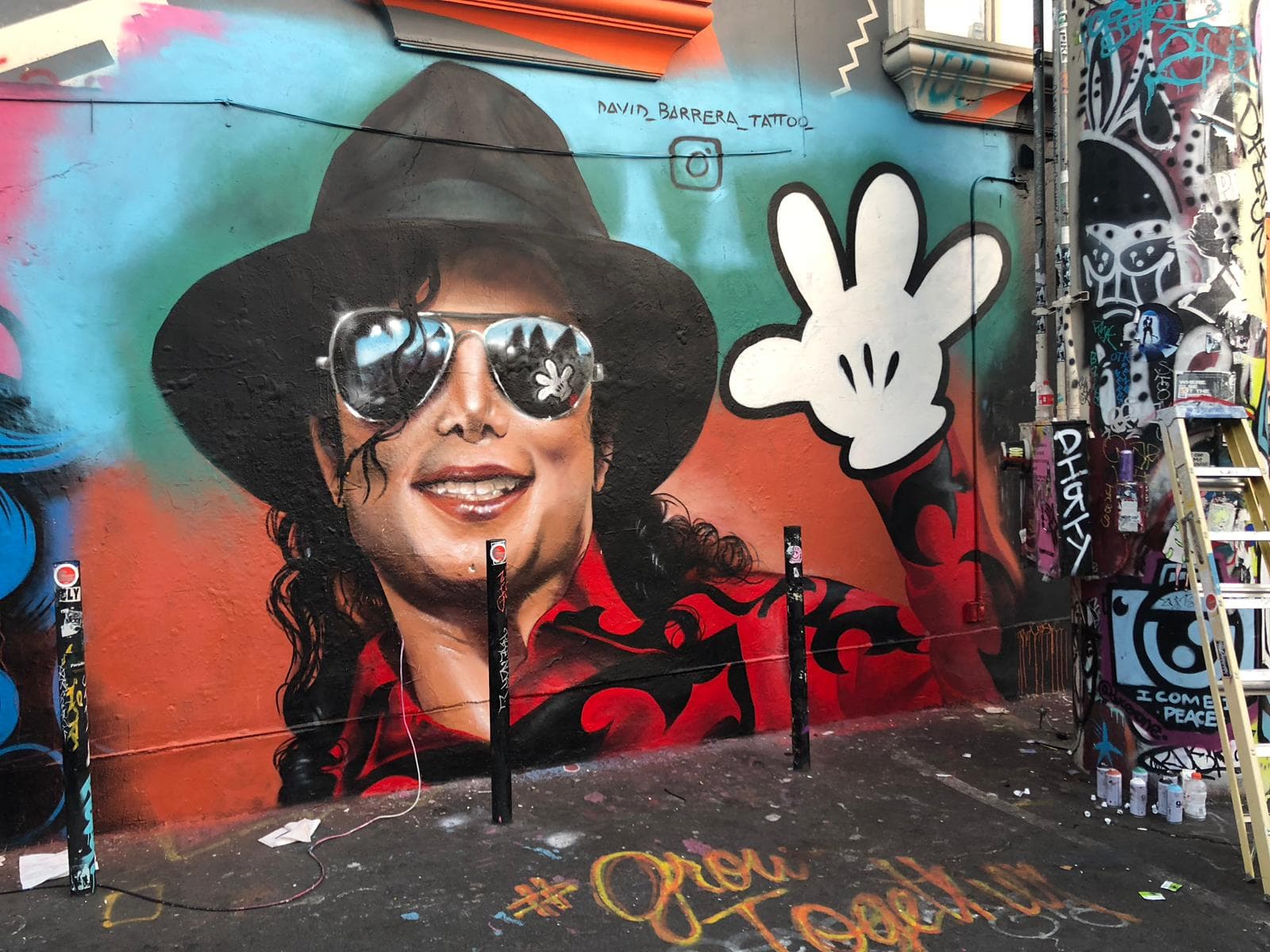 Melrose Avenue Murals Los Angeles - Image 1