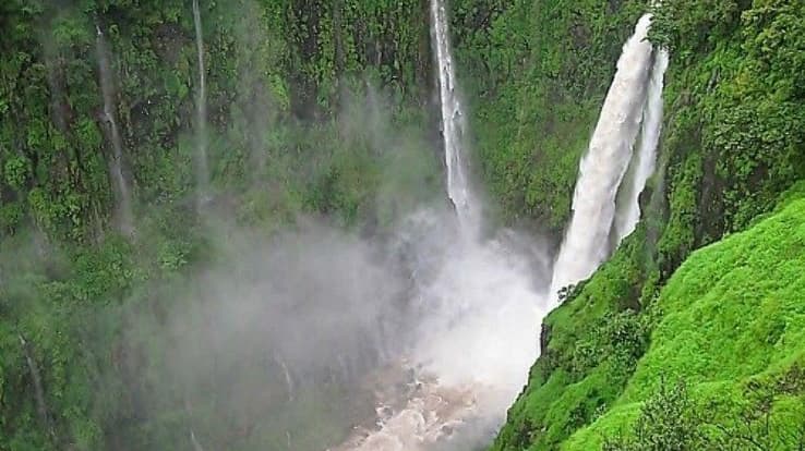 Reversing Station Point - Image 1