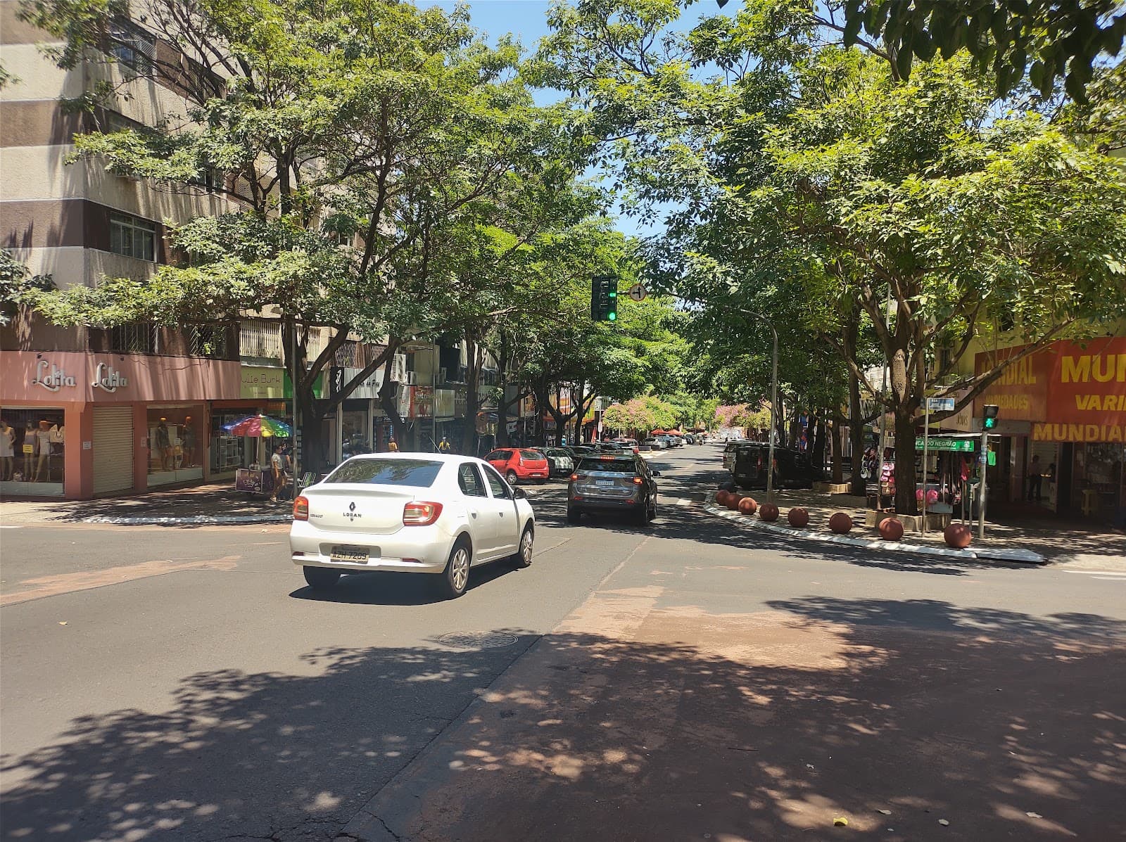 Avenida Brasil Foz do Iguaçu Brazil - Image 1