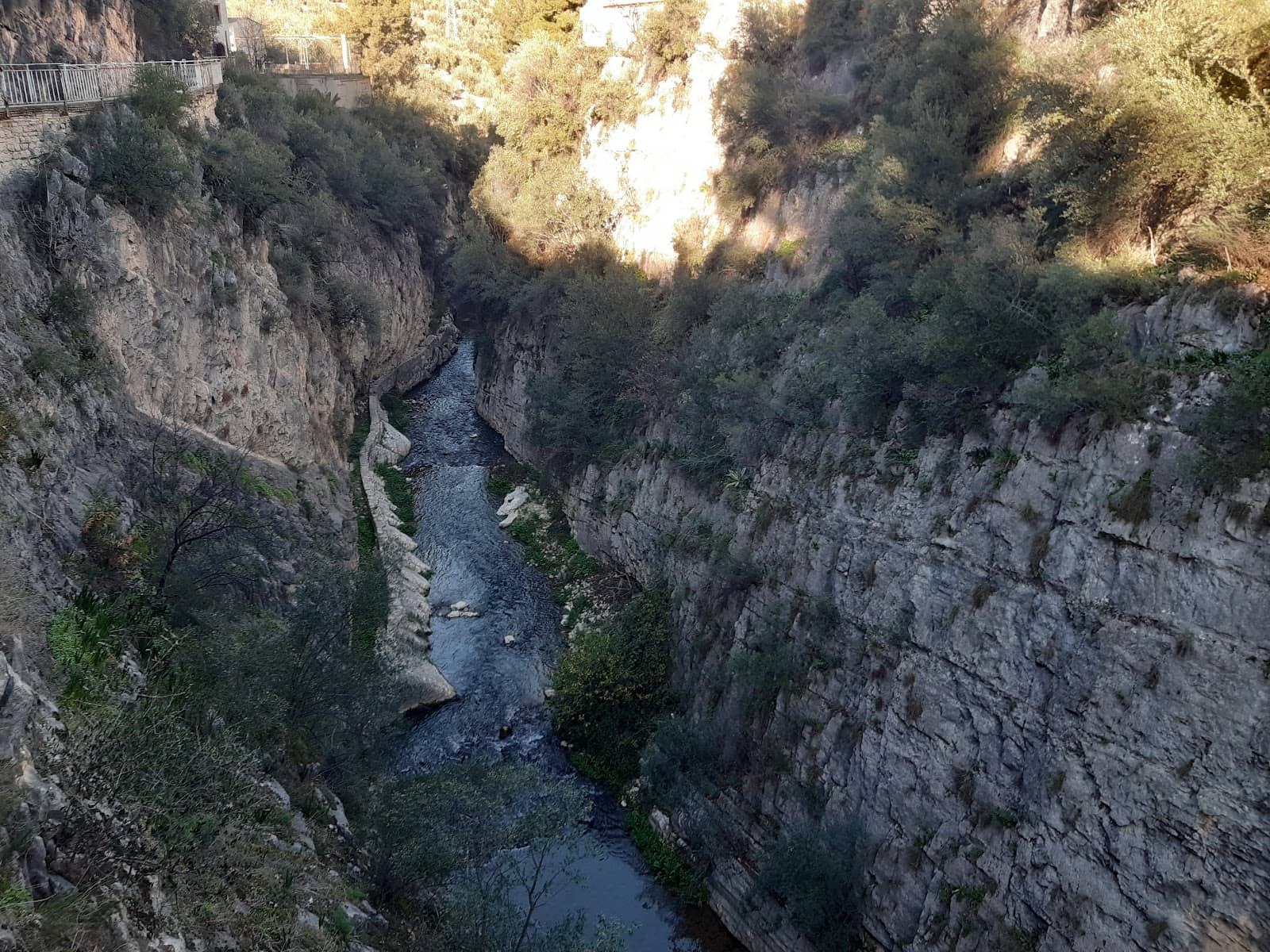 Puente de la Sierra Views