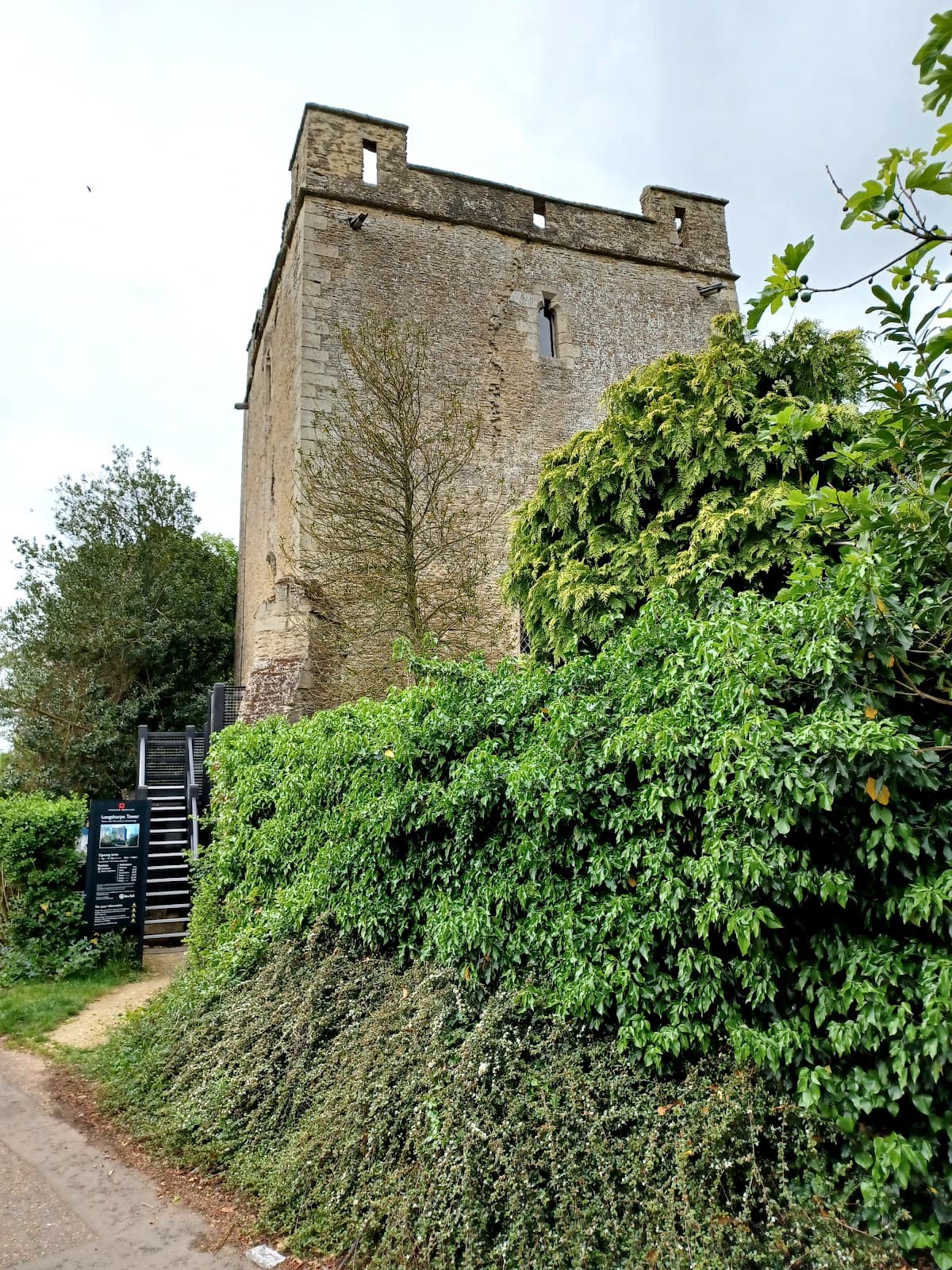 Longthorpe Tower Peterborough - Image 1