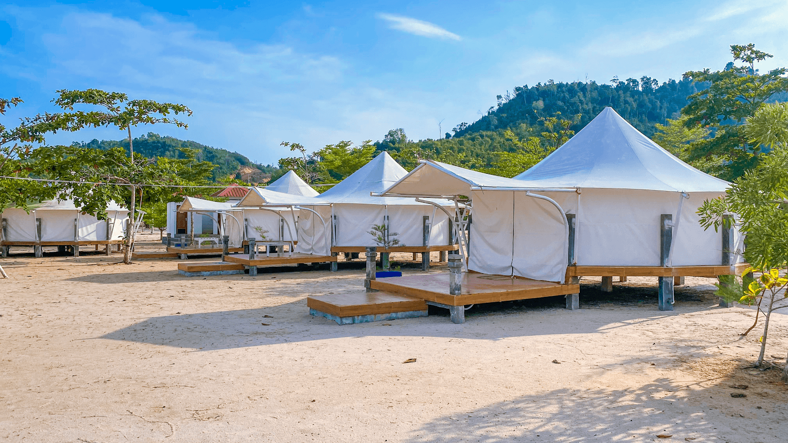 Viovio Beach - Image 1