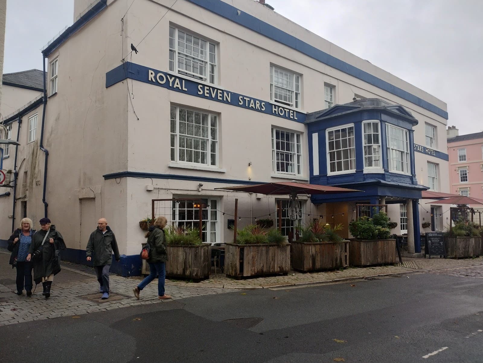 Royal Seven Stars Hotel - Image 1