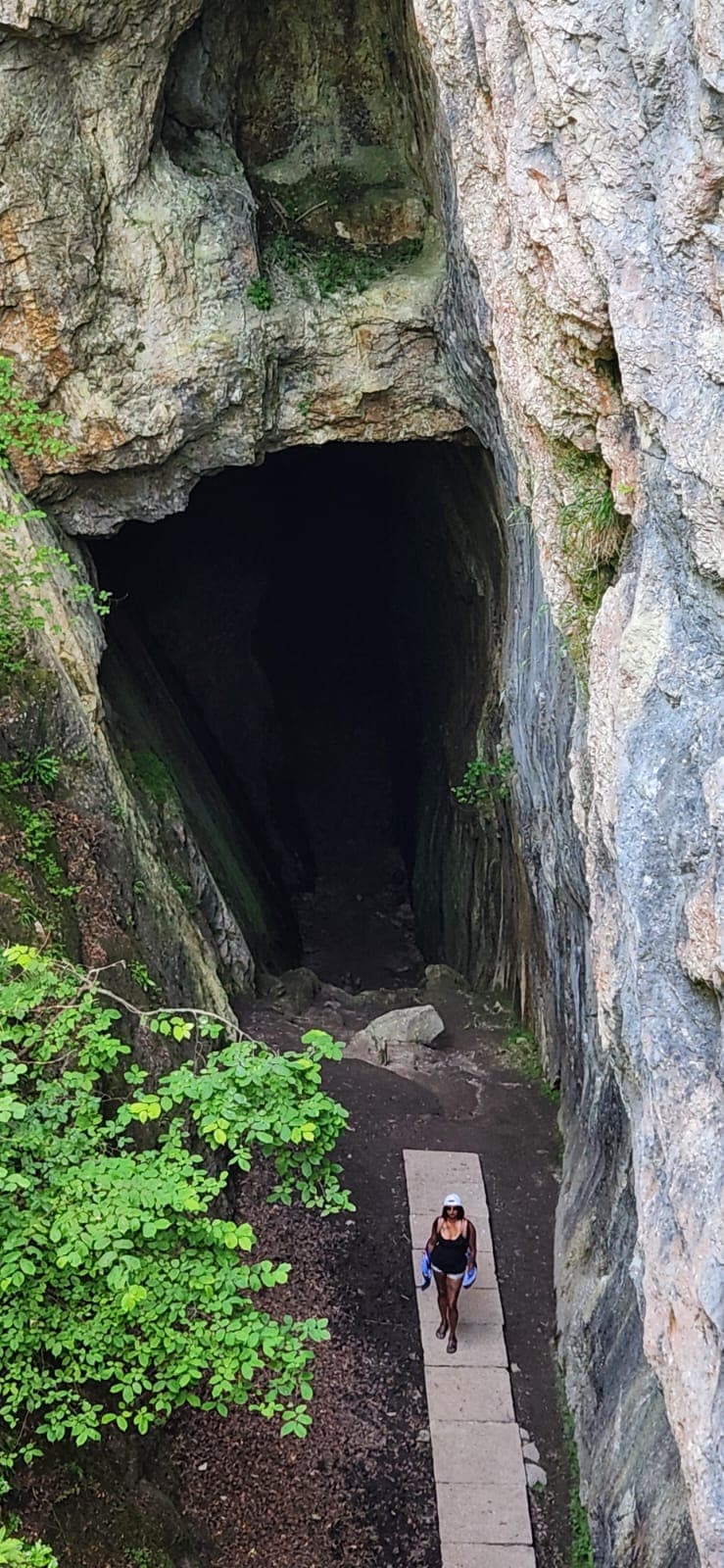Devil's Gorge (Afon Alyn) - Image 1