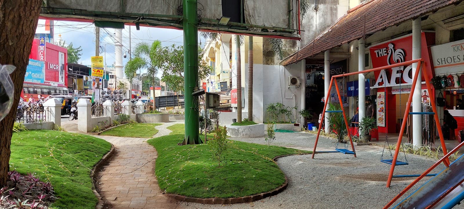 Saphalyam Shopping Complex Thiruvananthapuram - Image 1