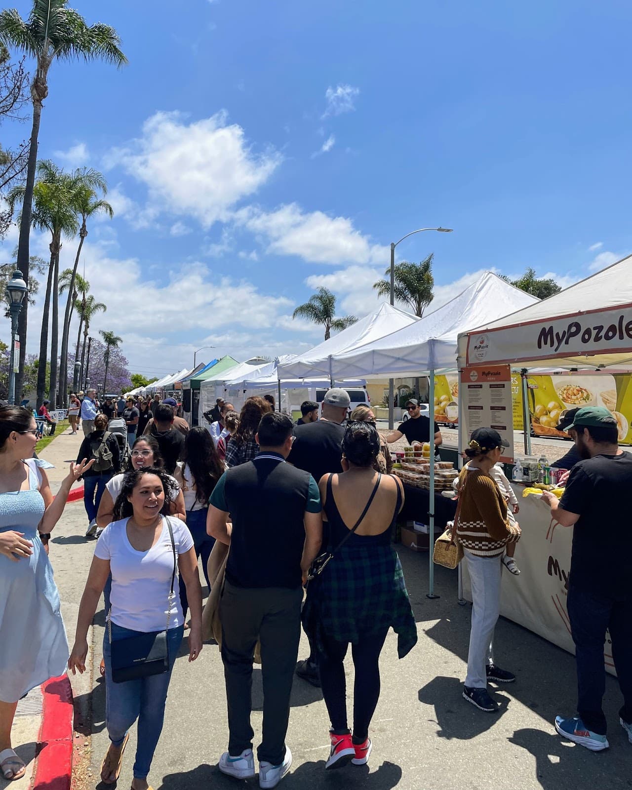 Third Avenue Farmers' Market - Image 1