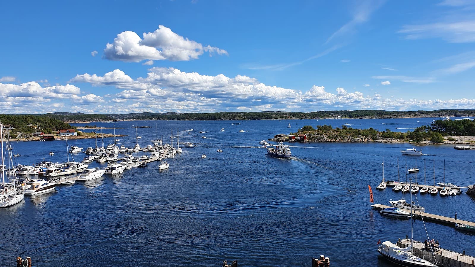 Skjærhalden Harbour - Image 1