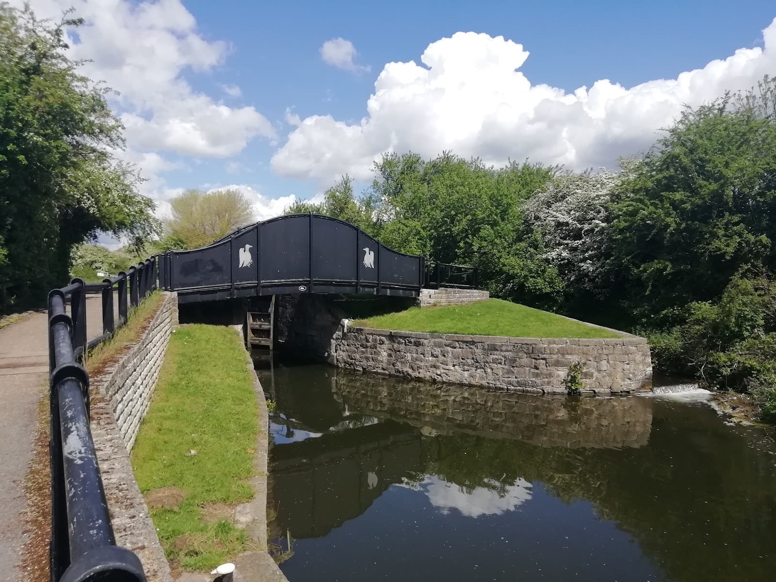 Turnerwood Locks - Image 1