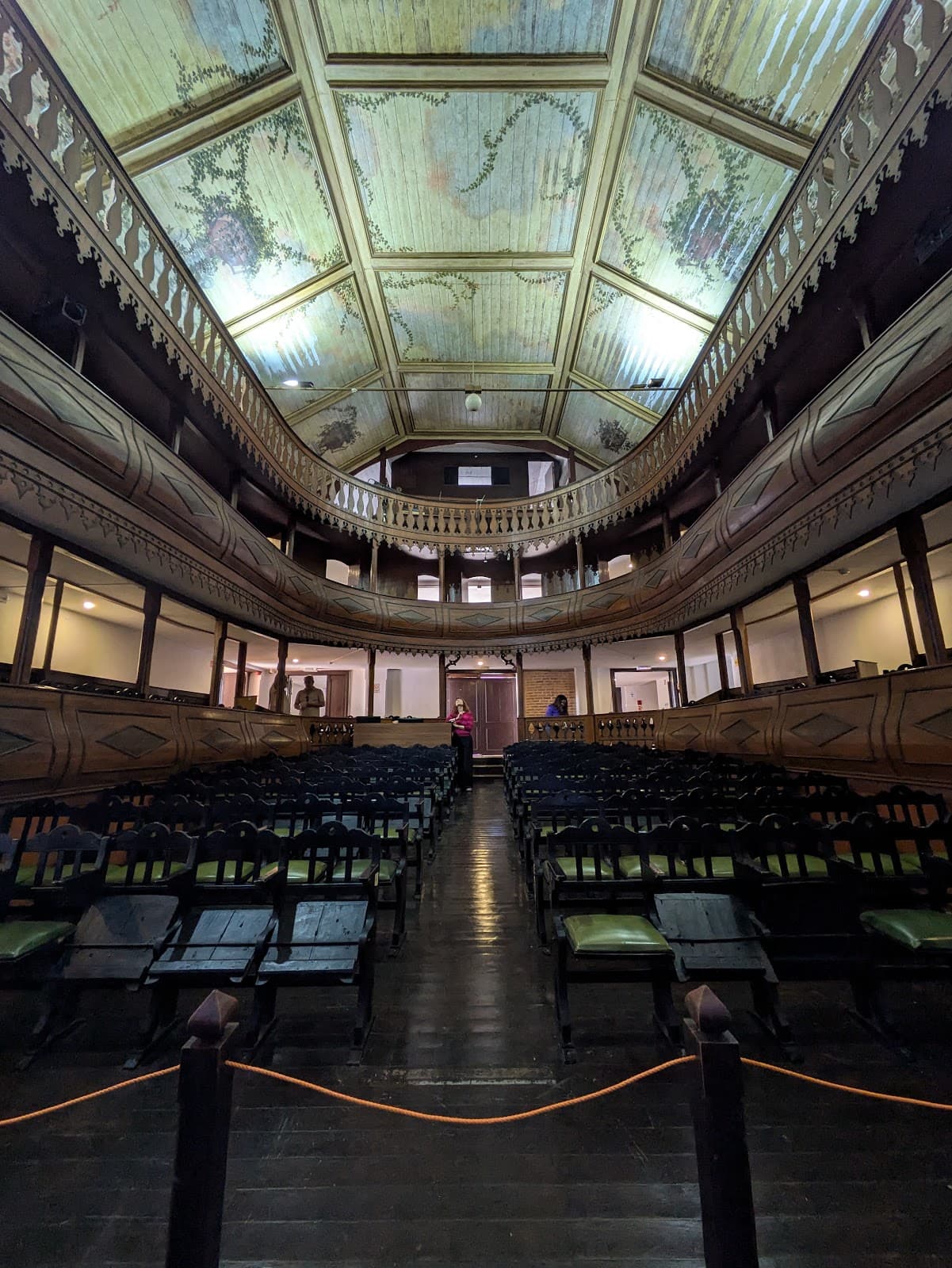 Teatro Chaby Pinheiro - Image 1