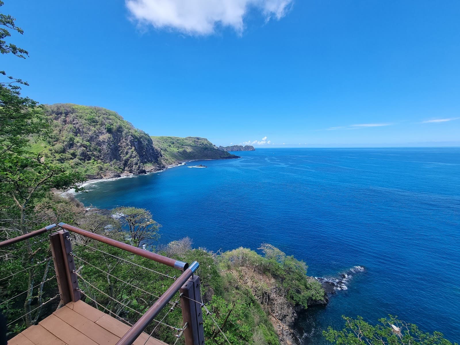 Mirante dos Golfinhos Fernando de Noronha - Image 1