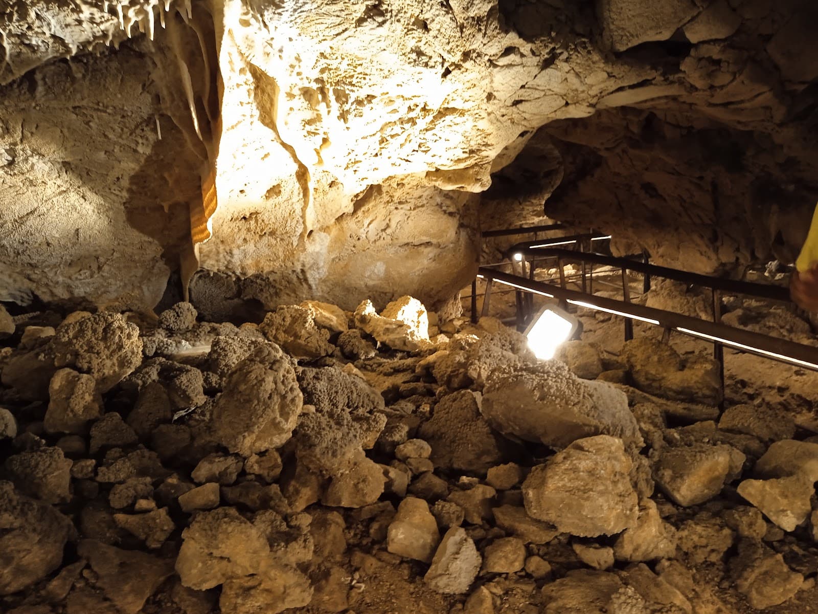 Grotta Guattari - Image 1